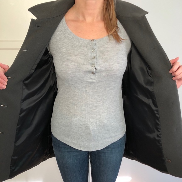 Kenneth Cole Reaction Women’s wool pea coat (sz 4) - Picture 5 of 5